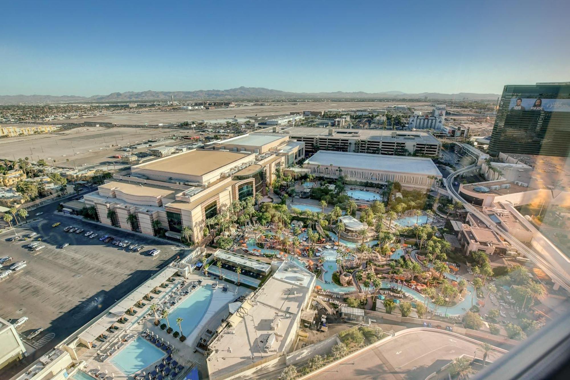 Classic Suite Mgm Signature 25Th Flr Pool View Las Vegas Luaran gambar